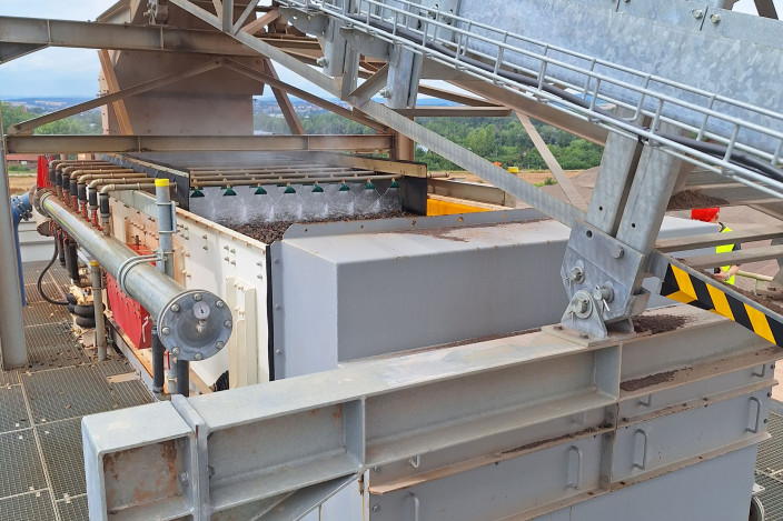 New construction of screening towers